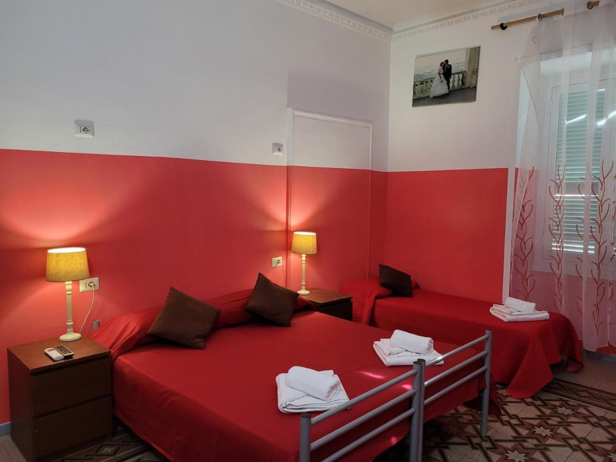 Relax On 247 Hostal Roma